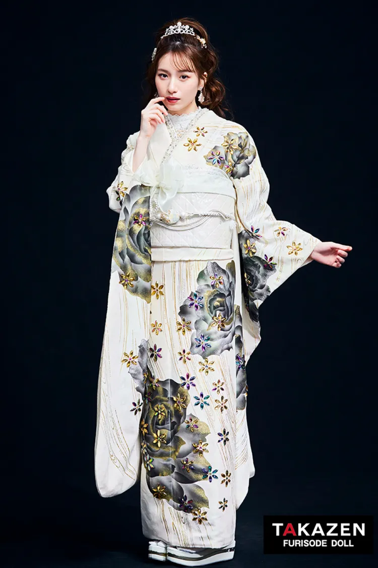 プレミアムヘップバーン　白/オーロラ　ビジュー付き　高級　エレガント　洋風な振袖ネットレンタル　ゴージャス　白宮みずほ　31009