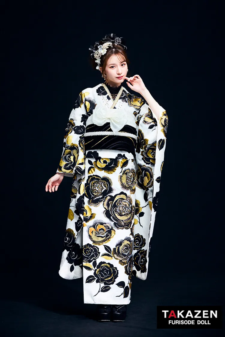 プレミアムヘップバーンローズ　紫/金/ゴールド　キラキラビジュー付き　高級　派手　目立つ振袖ネットレンタル　ゴージャス　セレブ　白宮みずほ　32030