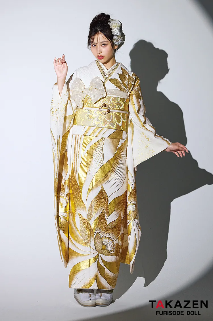 モード　白金(ゴールド)　牡丹柄/大柄　1番目立つ　かっこいい振袖　キラキラスワロフスキー付き　ギャル系　派手かわいい　ギャル振袖ネットレンタル　谷田ラナ　24066
