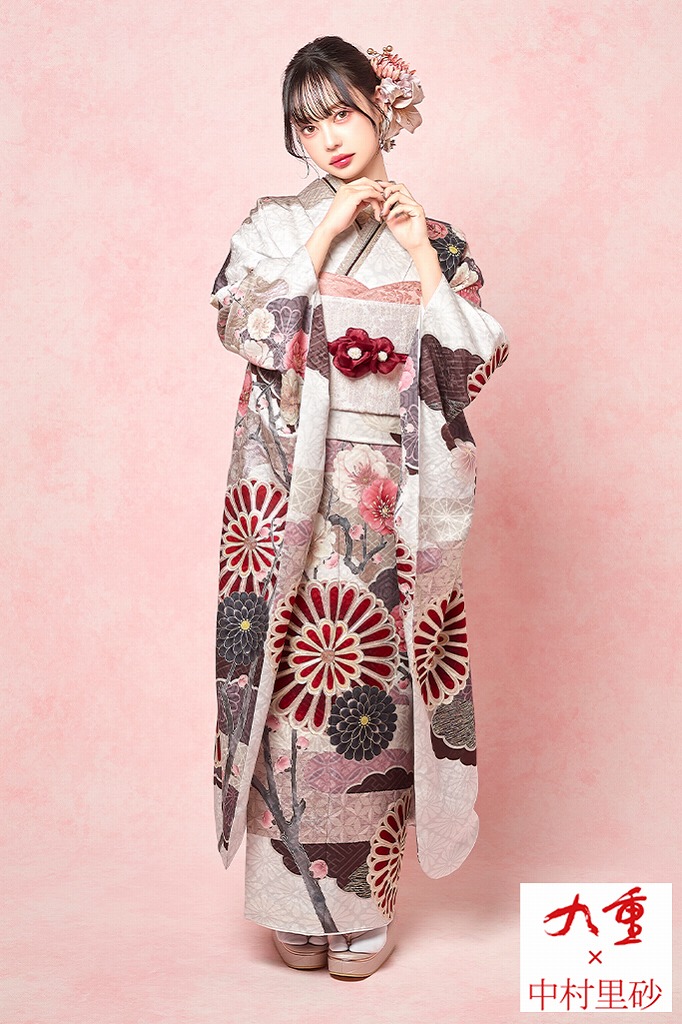 九重×中村里砂ネットレンタル　アイボリー/ニュアンスカラー　菊柄　かわいい　レトロ古典振袖　お洒落　個性的 　儚げ　K1161