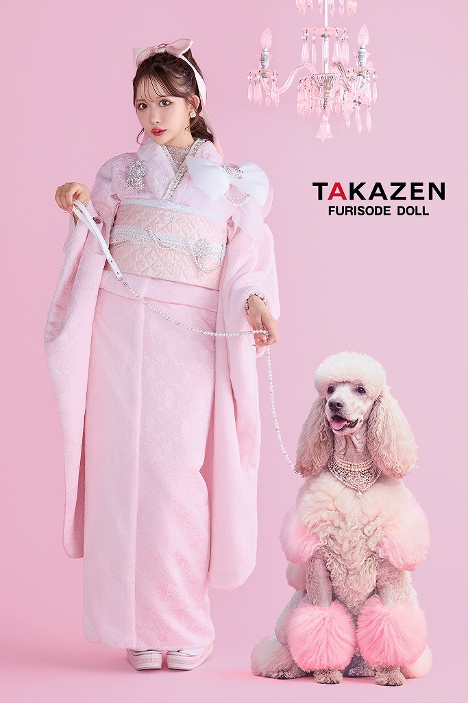 ヘップバーンシュシュ　ピンク　ファー/ジャガード生地　リボン・キラキラパーツ付き　一番目立つ　ふわふわ振袖　セレブ　かわいい振袖ネットレンタル　伊藤桃々　26013