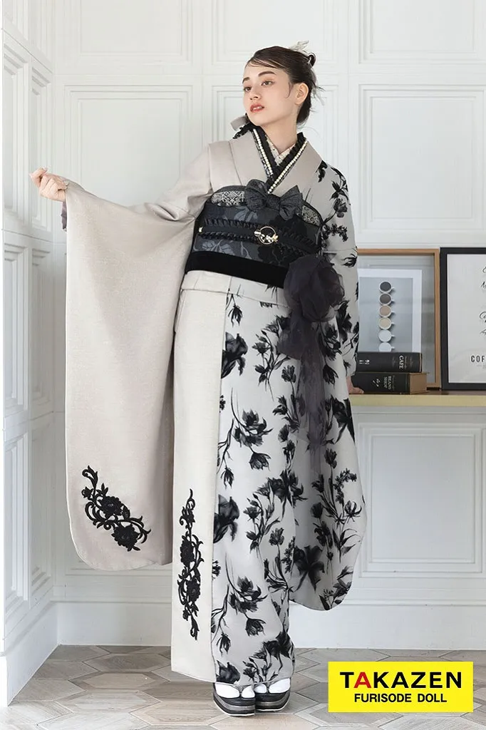 くすみカラーエレガント振袖ネットレンタル　ベージュ/黒　ダスティーカラー　オーガンジー　フロッキー加工　大人っぽい　おしゃれ　K1174