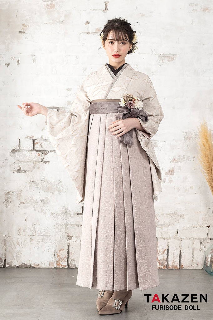 くすみカラーエレガント　アイボリー/くすみカラー　ジャガード　シンプル　ヒールコーデ　大人っぽい　ワントーンコーデ袴ネットレンタル　K24039