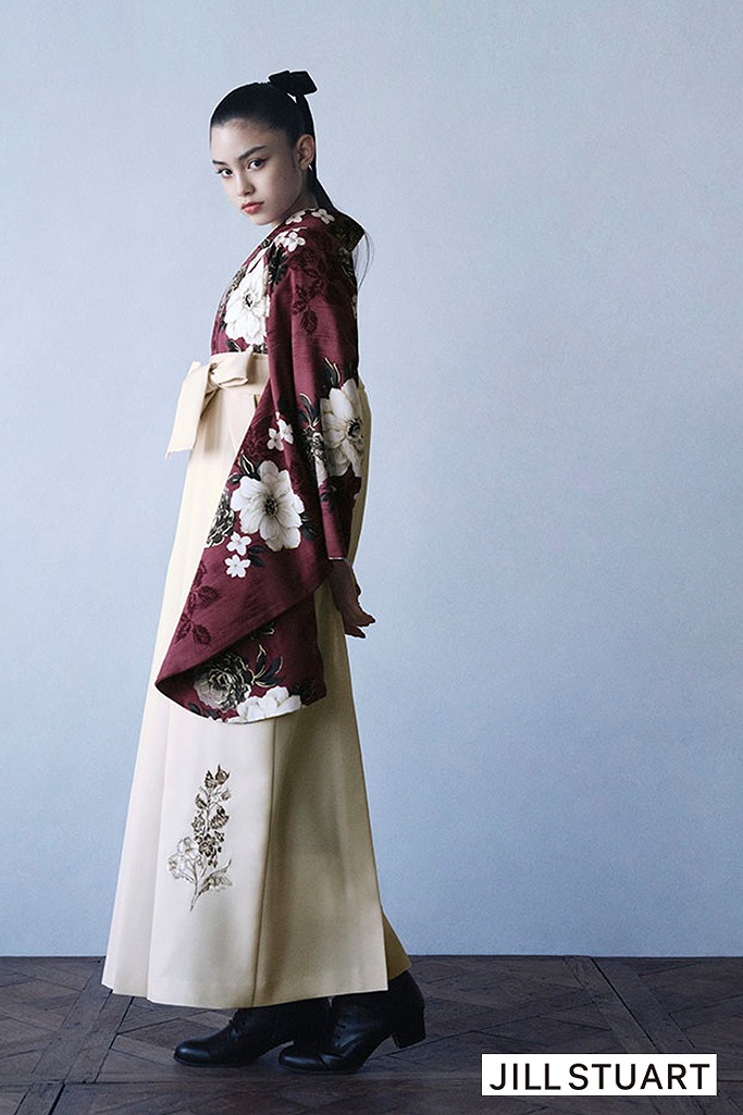 JILL STUARTブランド袴ネットレンタル　バーガンディ　クチナシ　ヴィンテージスタイル　ブーツコーデ　大人っぽい　きれいめ　R26048