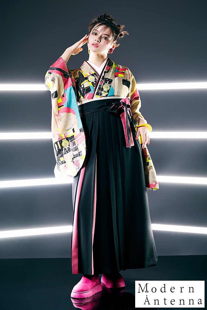 モダンアンテナブランド袴ネットレンタル　グレー/カラフル　誰とも被らない　目立つ　派手　レトロ　ブーツスタイル　R26061