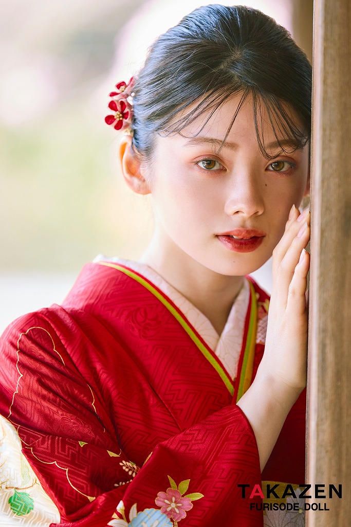 プレミアム古典　赤　吉澤織物/最高級金彩手描友禅　柄小さめ　清楚　南琴奈　王道古典柄振袖ネットレンタル　LB36