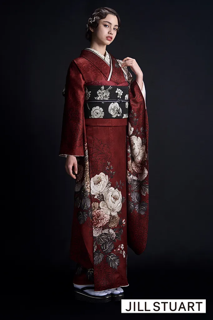JILL STUARTブランド振袖ネットレンタル　エンジ　おしゃれ　ヴィンテージスタイル　大人っぽい　シック　スタイリッシュ　K1196