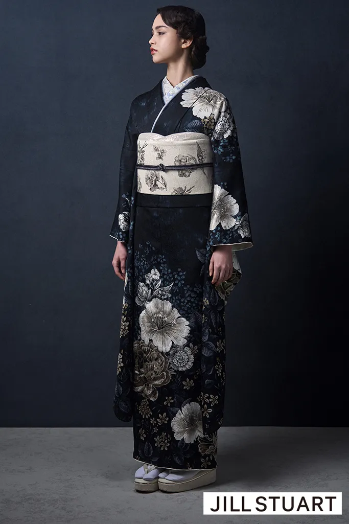 JILL STUARTブランド振袖ネットレンタル　ネイビー　ピオニー　ヴィンテージスタイル　シック　シンプル　おしゃれ　綺麗系　K1199