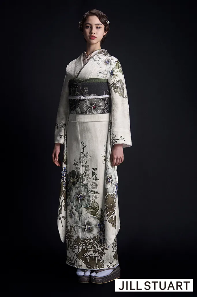 JILL STUARTブランド振袖ネットレンタル　クリーム　きれいめ　ヴィンテージスタイル　シンプル　おしゃれ　K1200