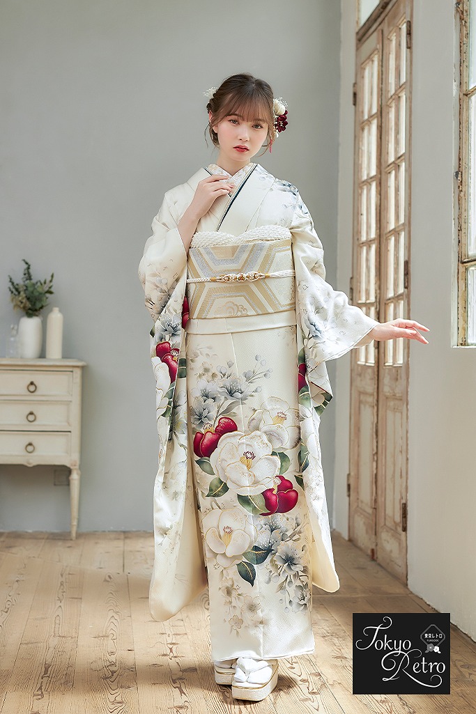 東京レトロ振袖ネットレンタル　白/オフホワイト　ツバキ柄　正統派古典　古典柄　可愛らしい　シンプル　ワントーンコーデ　マーシュ彩　K1072
