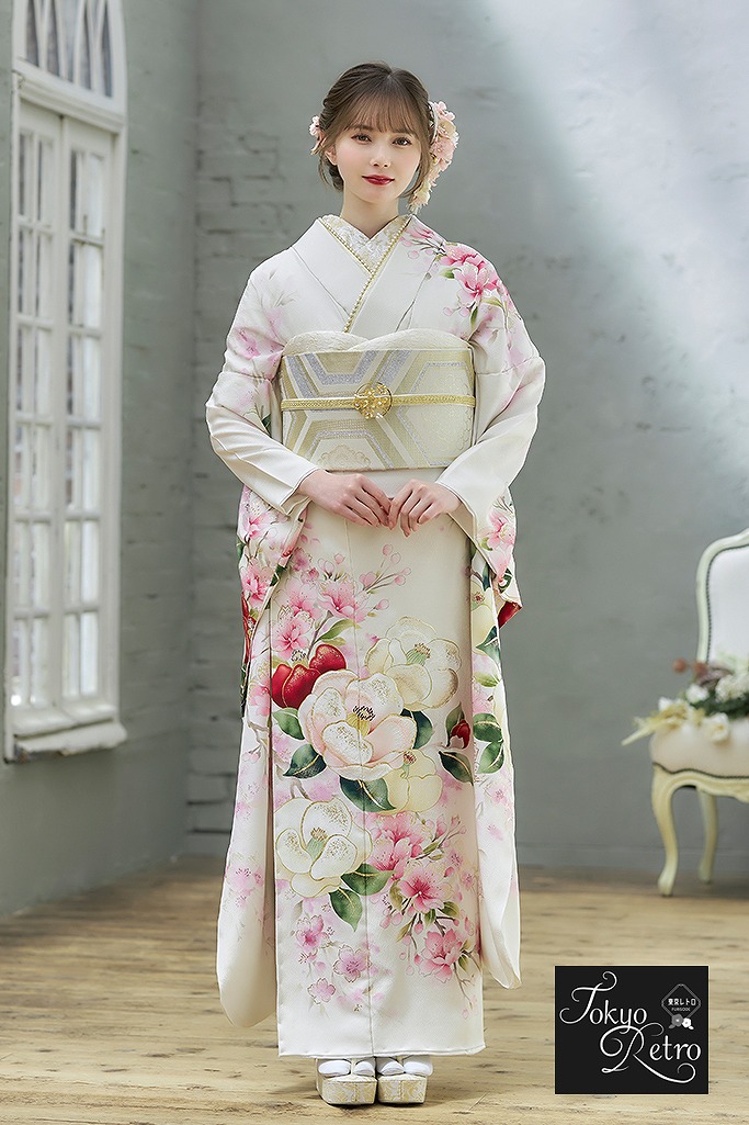 東京レトロ振袖ネットレンタル　白　椿柄　正統派古典　古典柄　可愛らしい　はんなり　マーシュ彩　K1073