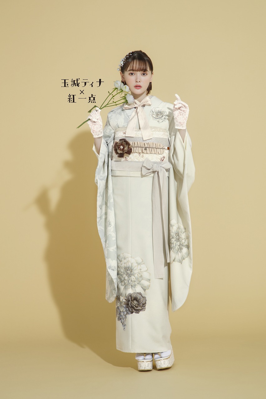 玉城ティナ×紅一点振袖ネットレンタル　白　ワンポイント柄/花柄　レースコーデ　フレンチガーリー　シンプル　リボンコーデ　K798