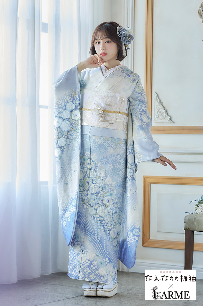 なえなのの振袖×LARME　水色　辻が花/藤　正統派古典　かわいい　きれいめ　華やか　清楚　ラメ入り生地振袖ネットレンタル　K1242
