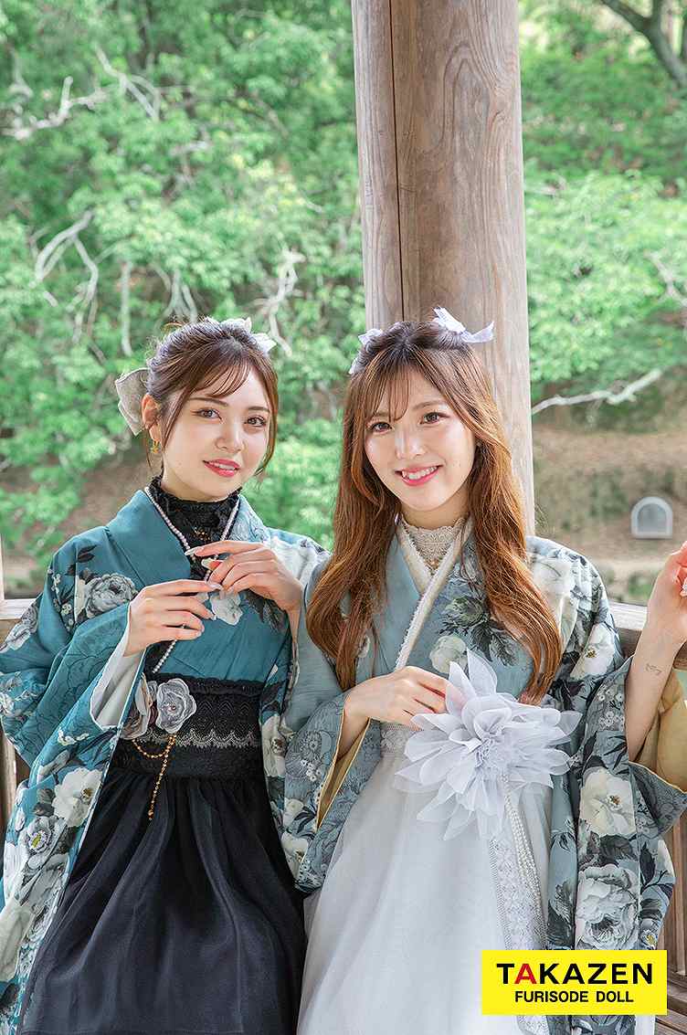 くすみガーリー　青/ブルー　花柄/洋風柄　オシャレ　ドレス袴　被らない着こなし　ブーツコーデ　JILL STUART(ジルスチュアート)袴ネットレンタル　RY160