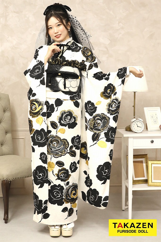 ヘップバーン　セレブ　白/ゴールド/黒　ゴージャスなバラ柄　　高級エレガント振袖　ヒールコーデ　スワロフスキー付き　#F0021