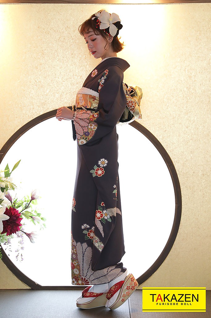 高級古典　　グレー/グレージュ　絞り/花柄　シンプル　大人っぽい古典振袖ネットレンタル　高級なちりめん生地　　G37