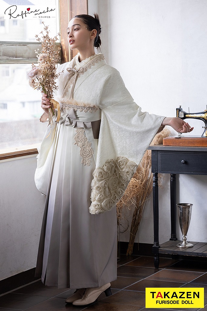 くすみカラーエレガント　白/ベージュ　無地/バラ付き　シンプル　リボンスタイル　ニュアンスコーデ　人と被らない袴ネットレンタル　R25091