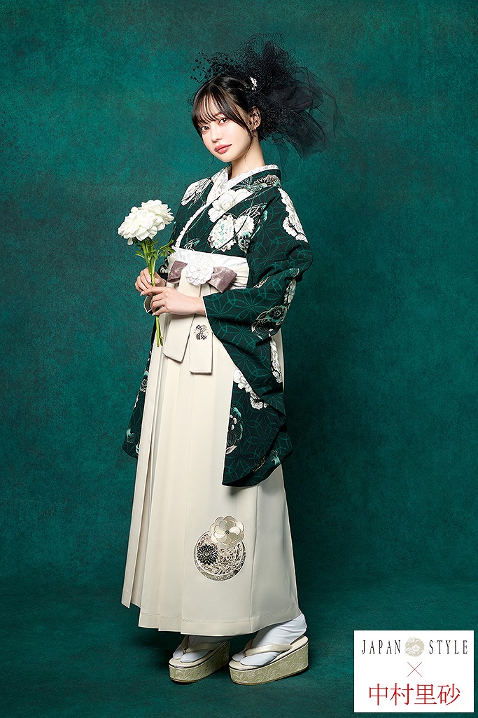 JAPAN STYLE×中村里砂ブランド袴ネットレンタル　緑　吉祥文様　和柄　モダン　落ち着いた色味　大人っぽい　ヴィンテージコーデ　R25054