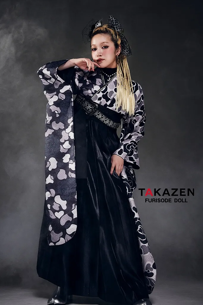 ヴィンテージスタイル　グレー/シルバー　迷彩柄/バラ柄/カモフラ柄　ストリート　ブーツコーデ　かっこいい　おしゃれ　HIROCK/ハイロックコラボ袴ネットレンタル　GH9