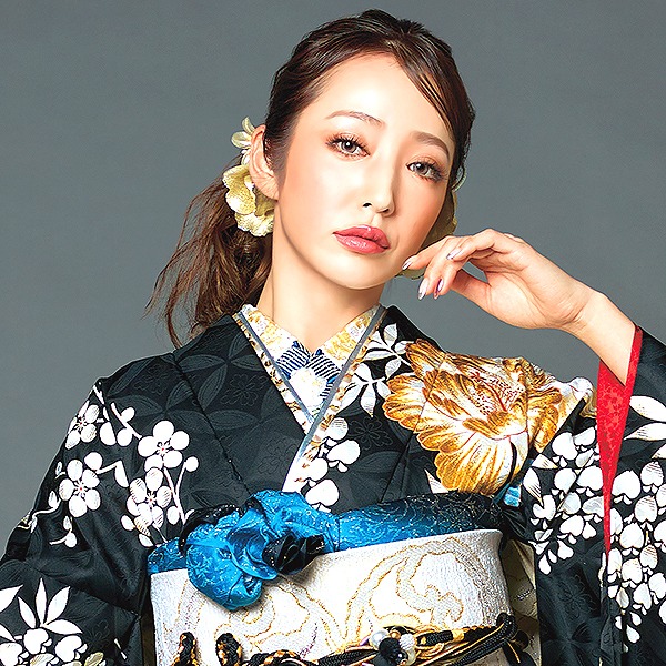 おしゃれかわいい刺繍衿通販(豪華刺繍)　白/ブルー(青色)