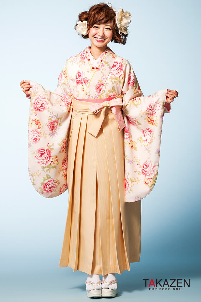 キュートガーリー　ピンク/クリーム/黄　淡い色　バラ柄　リズリサ袴ネットレンタル　小学生にも人気　C30046