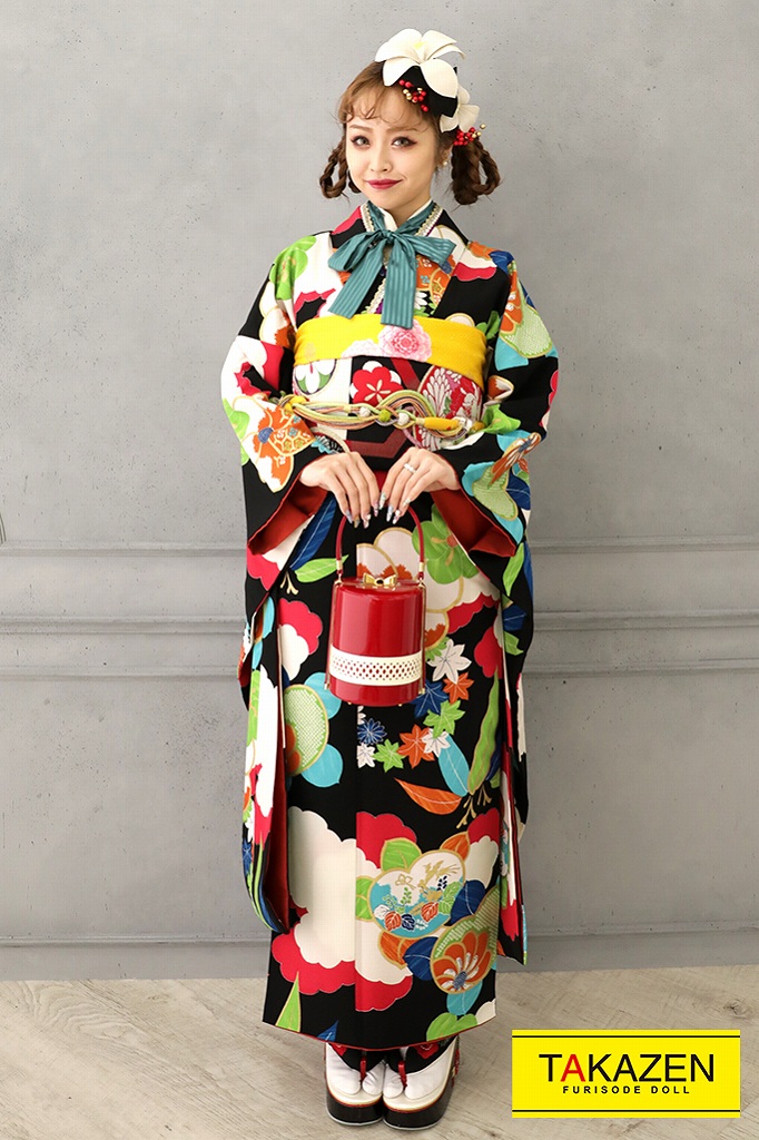 格安レトロ　黒/赤　和柄　カラフル　個性的　モダン振袖ネットレンタル　中華風　華やか　#F0009