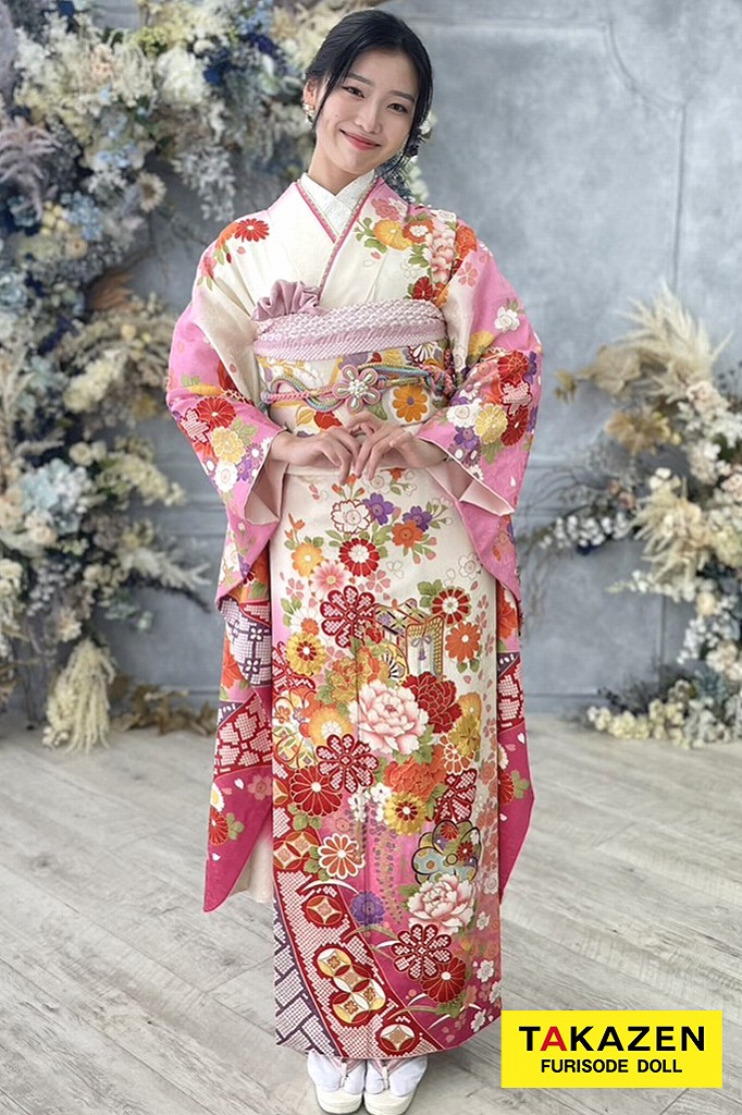 ネットレンタル特別価格！正統派古典　白/ピンク　ツバキ柄　華やか　可愛らしい　低身長さんにもおすすめ　安い振袖ネットレンタル　M4