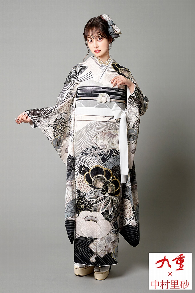 九重×中村里砂振袖ネットレンタル　白/黒　モノトーン　万寿菊柄　無彩色　おしゃれ　トレンド　K661
