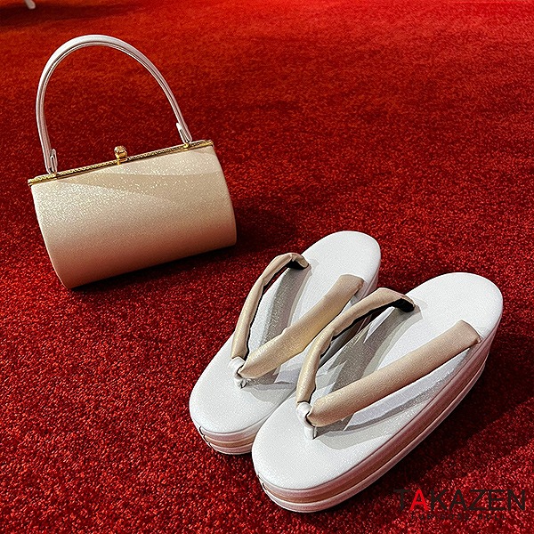 ラメ感オシャレ通販レンタル厚底草履バックセット　白/金　（ゴールド）