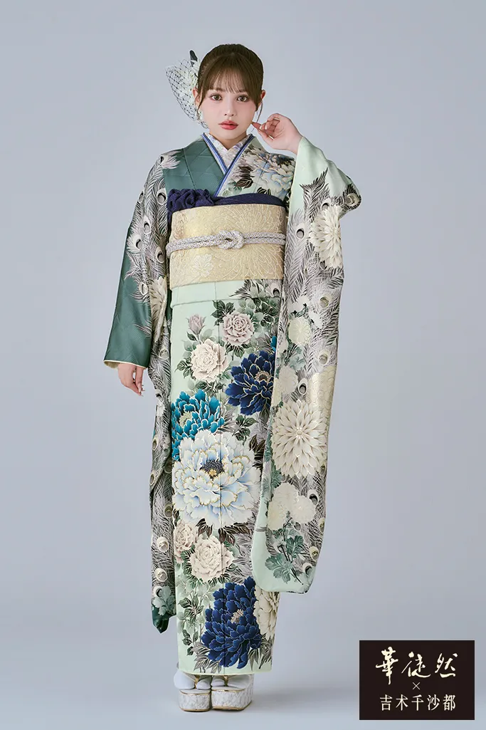 華徒然×吉木千沙都振袖ネットレンタル　ミントグリーン/エメラルドグリーン/水色　牡丹柄/孔雀柄　かわいい　くすみカラー　統一感のある着こなし　K1264