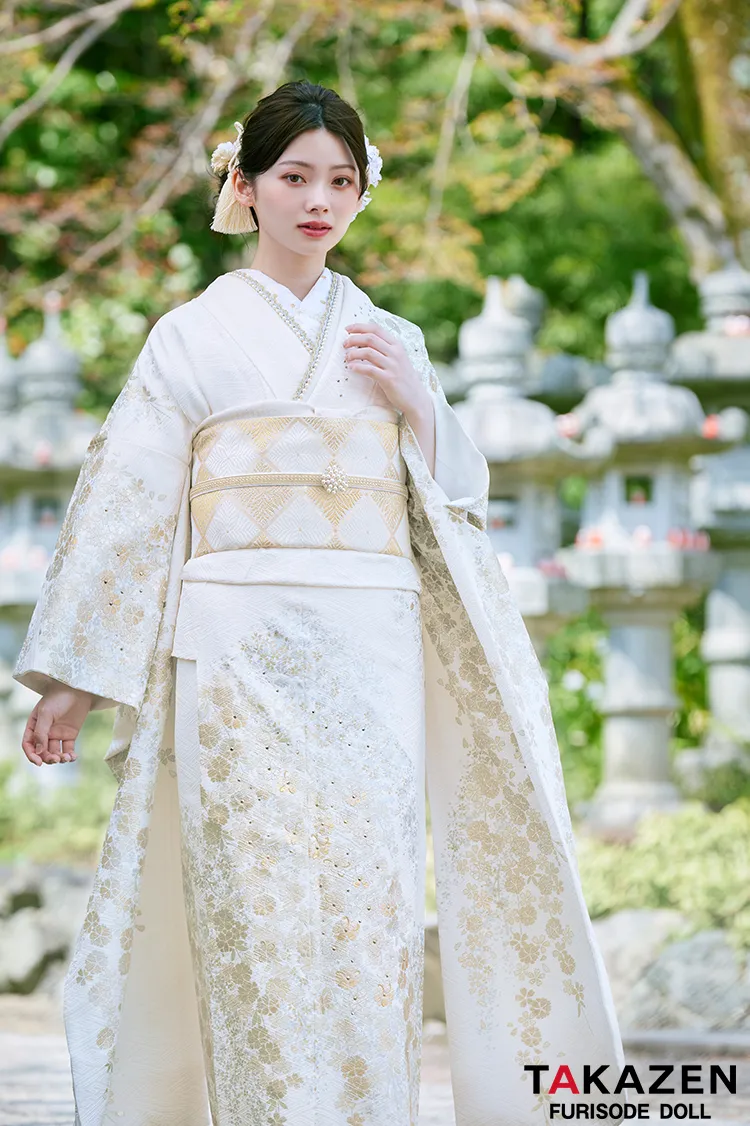 高級古典　白金/白地　桜柄　きれいめ　柄小さめ　エレガント　上品　綺麗系　はんなり　振袖ネットレンタル　LB44