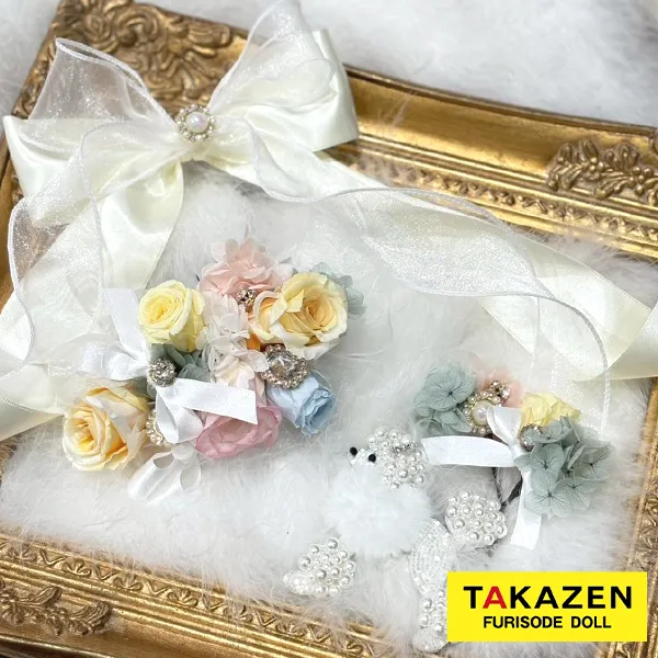 かわいいリボン髪飾り　黄色　パステルカラー　小花　キラキラパーツ付き　おしゃれ　ガーリーヘアアクセサリー　フェミニンorder51