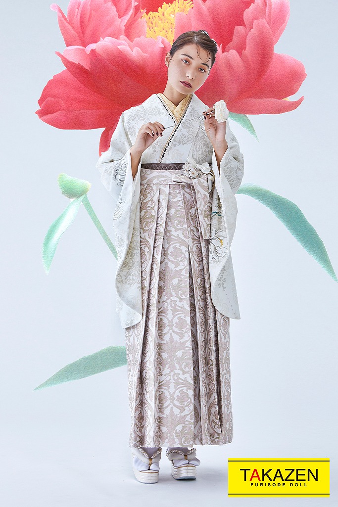 ヴィンテージスタイル　白　おしゃれ　シンプル袴ネットレンタル　ワントーンコーデ　V23084