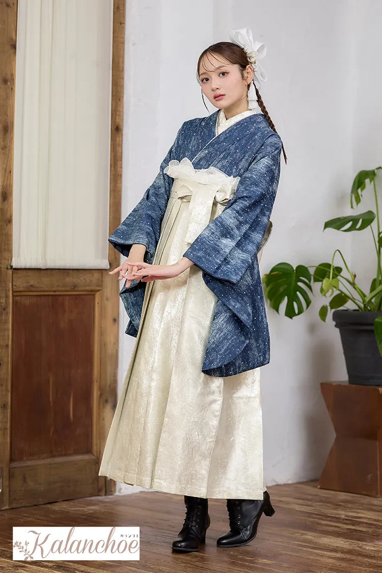 ヴィンテージ袴ネットレンタル　インディゴブルー　デニム生地　キラキラストーン付き　おしゃれ　ブーツコーデ　R26079