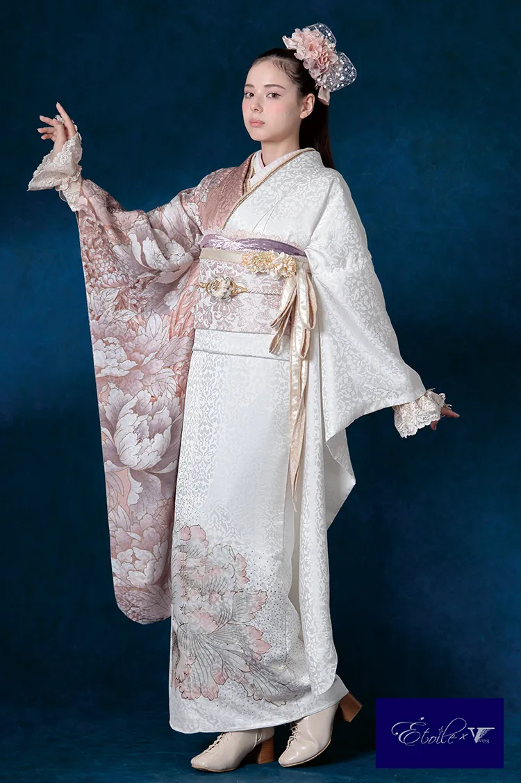 くすみカラーヴィンテージスタイル　白/ピンク　片身代わり　シンプル　すっきり　グリッター付き　キラキラ　おしゃれな振袖ネットレンタル　K1283