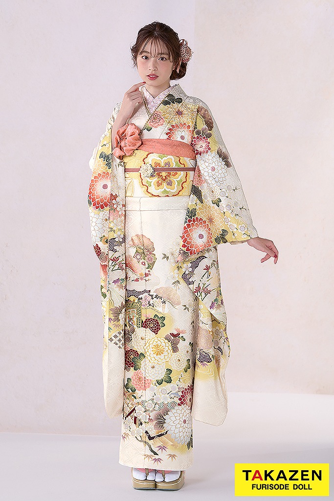 正統派古典　アイボリー/くすみカラー　菊柄/御所車/柄小さめ　かわいらしい振袖　清楚　はんなり　葛西杏也菜　26024