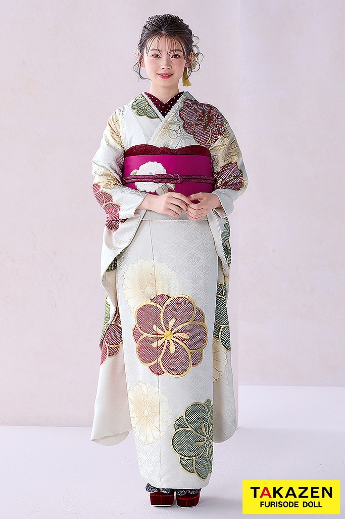 くすみカラー古典　オフホワイト/赤/緑　ねじり梅柄　シンプル　大柄　上品　高身長さんにもおすすめの振袖　南琴奈　24022