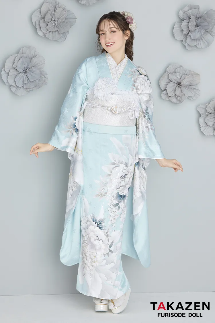最新作くすみカラーエレガント　水色/アイスブルー　牡丹柄　爽やか　はかなげ　統一感のある着こなし　トレンド振袖ネットレンタル　周防ジゼル　27056