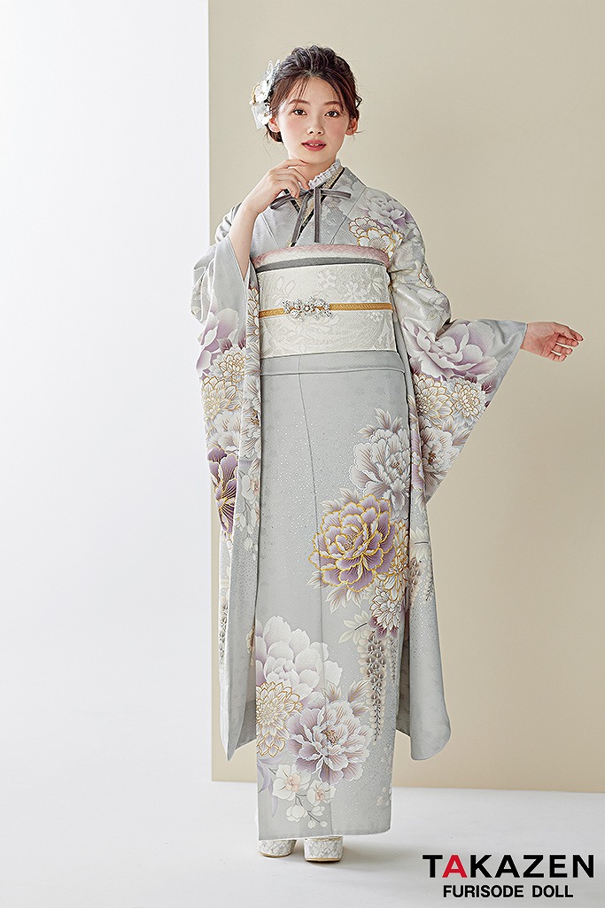 くすみカラー古典　淡い色/薄グレー/ニュアンスカラー　牡丹柄　綺麗な振袖　透明感がある　假屋崎省吾デザイン振袖　南琴奈　23003