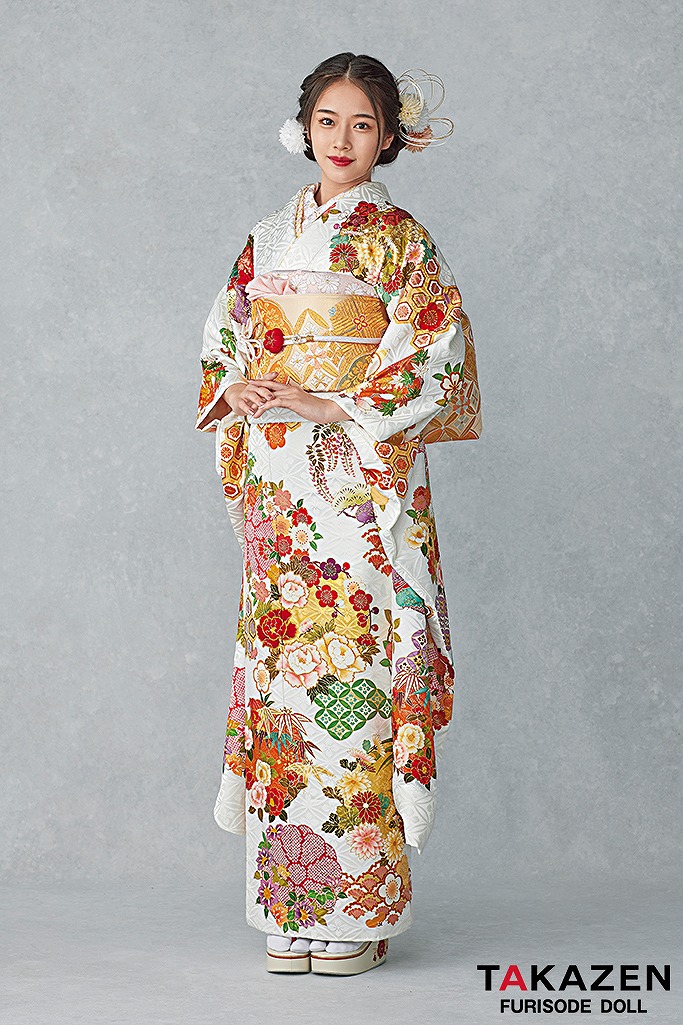 最高級古典柄振袖　吉澤織物/匠　白/金/赤　吉祥文様　柄小さめ　可愛い　低身長さんにもおすすめ　上品　天翔天音　24045