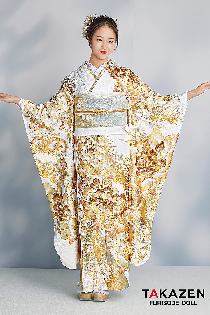 最高級古典柄振袖　関芳/最高級金駒金彩刺繍友禅　白/金/ゴールド　牡丹柄　豪華　煌びやか　桂由美プレミアム振袖　天翔愛　25048
