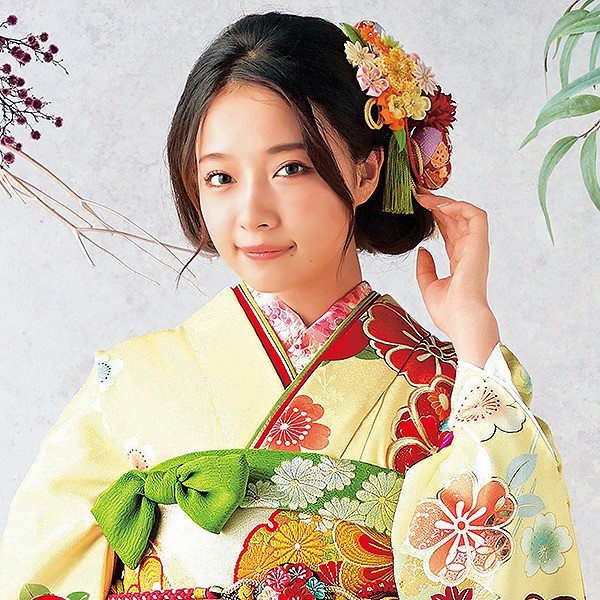 菊柄刺繍襟通販　白/クリーム/ピンク(3種類)　かわいい　淡い色