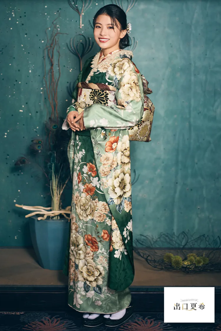 出口夏希着用ブランド振袖ネットレンタル　くすみグリーン/緑　古典柄　おしゃれ　くすみ系　清楚　上品　K1307