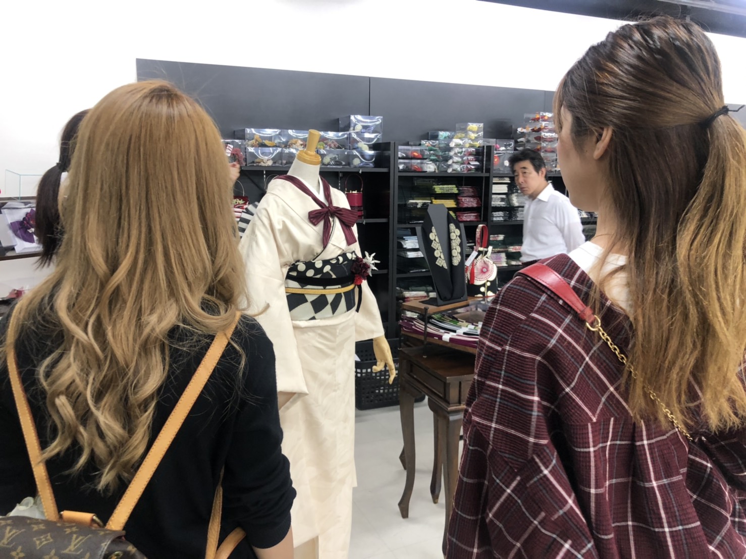 ♥業者様訪問♥新！小物入荷