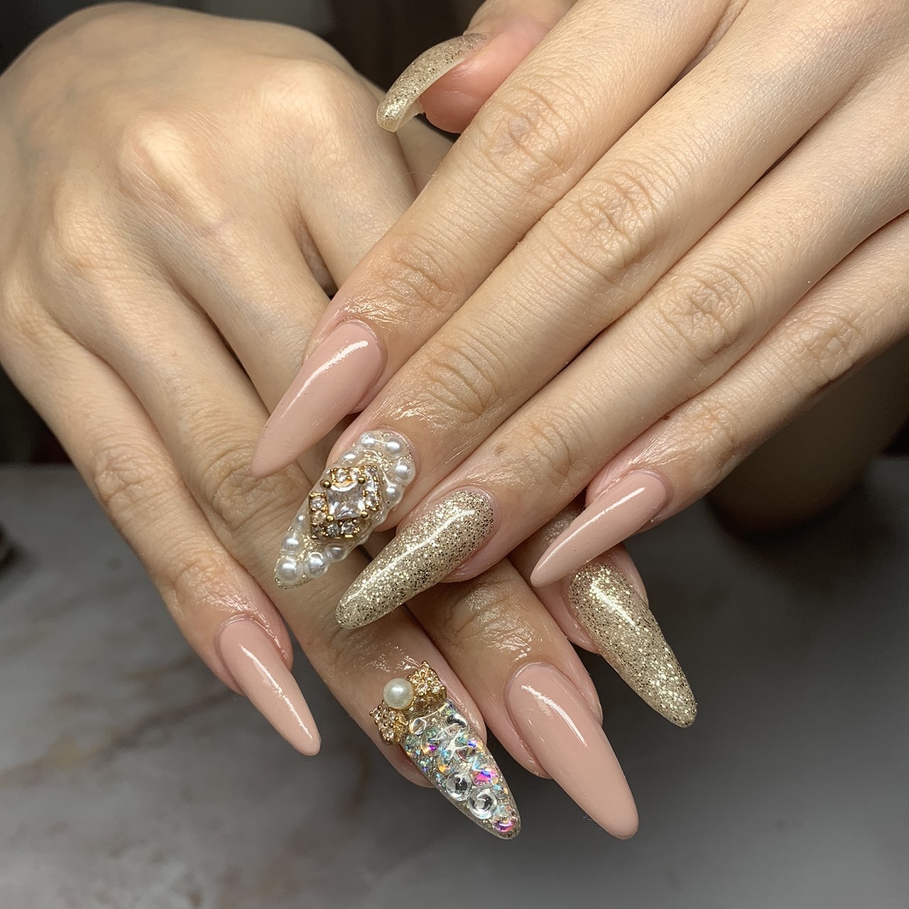 成人式ネイル ベージュ