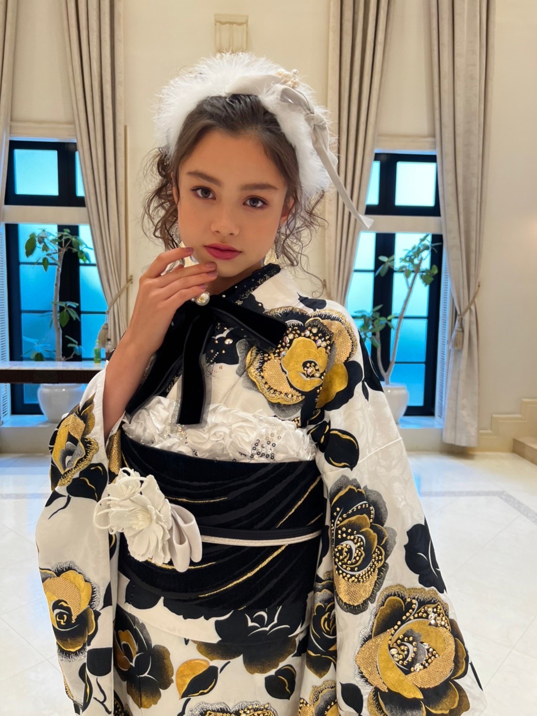 洋風 振袖 スワロフスキー 派手 一番目立つ