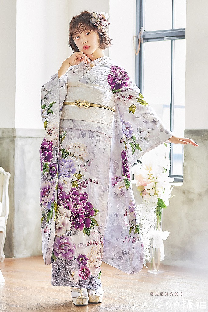 ニュアンスカラー　振袖