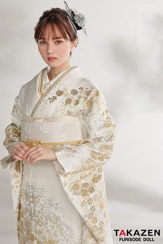 成人式は白の振袖で決まり✨最新振袖からシンプルデザインまで種類豊富♡