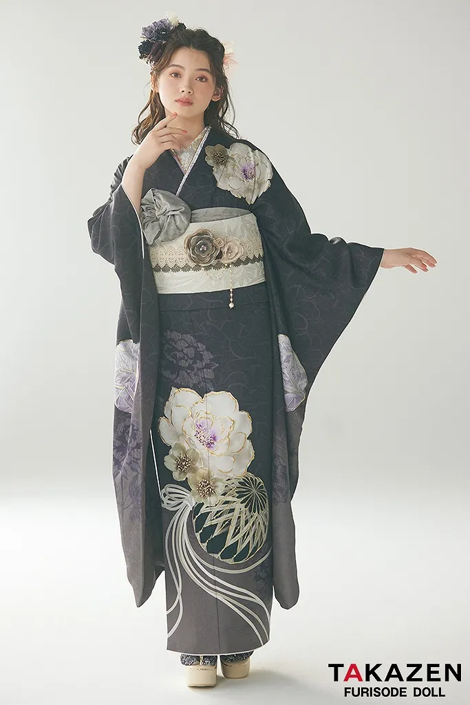 成人式 ネットレンタル 最新作くすみカラーエレガント グレージュ 大柄/すっきり柄 シンプルワンポイント 華徒然×吉木千紗都振袖 大人っぽい