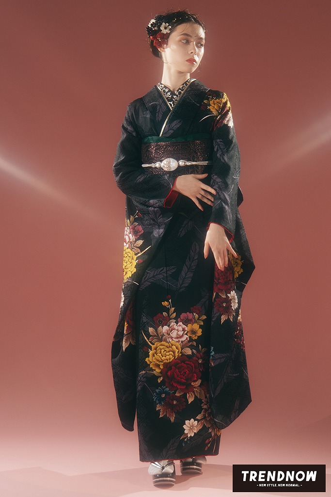 成人式　振袖　ネットレンタル　通販　ヴィンテージ振袖　オシャレ　トレンド